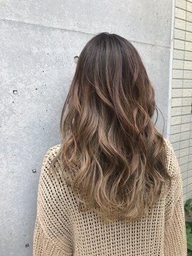 デリコ(DELICO) バレイヤージュ×シルバーベージュ [大宮美容室]