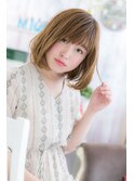 ブリーチオンカラーで外国人風★濡れ髪前下がりボブb1