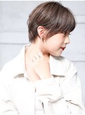 大人可愛い小顔美髪ツヤ髪シアーグレージュくびれショートA4