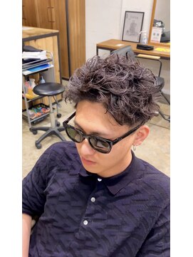 エルオム(EL.HOMME) スパイキーショートパーマ