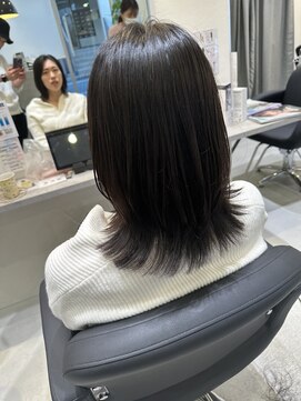 トレ(tre.) ミディアムストレート