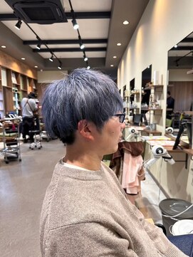 ヘア アンド ビューティ ビーズアモール 春日井神領店(Hair&Beauty B's amor) ブルーアッシュ