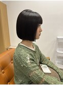 魅力倍増カールセミディシアーカラーダークアッシュショートヘア