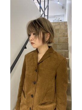 バズ(BUZZ) 似合わせベージュカラー