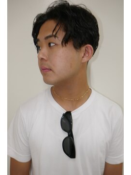 ルックグッドストア タカラヅカ(LOOK GOOD STORE TAKARAZUKA) メンズカットアップバングセンターパートフェザーパーマ