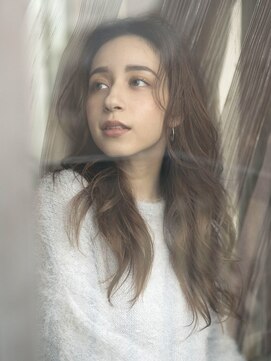 エミュ 表参道 青山(emu) 【emu井上信洋】大人フェミニンなゆるデジタルパーマ【エミュ】