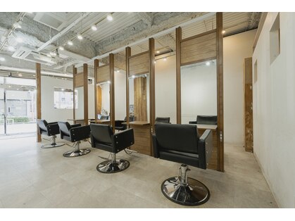 ルートヘアー(Root Hair)の写真