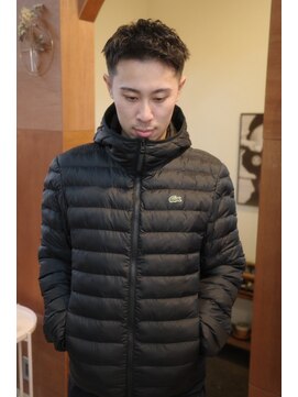 エディ(Edy) メンズパーマ刈り上げスキンフェードスパイキーショート眉カット