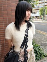 ヒントステーション(HINTSTATION)&nbsp;〈浅草美容室〉ミディアムレイヤー/ハッシュカット
