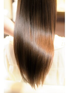 マティス 表参道(matiz) 酸熱ケラチントリートメント トリートメントなのにクセが収まる