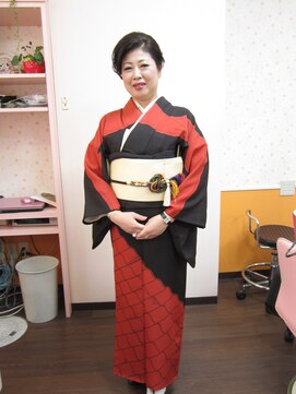 美容室イーナ(e na) 着物でお出掛け♪