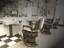 カットバーツーゴン(CUT BAR2 GON men's salon)
