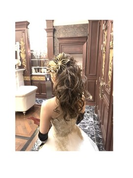 シオン(sHioN) ゴージャスポニーテール