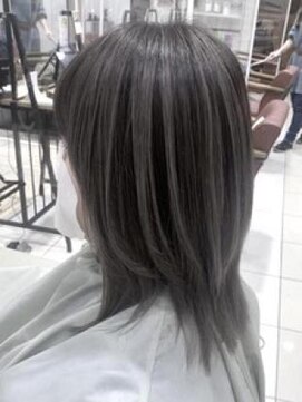 クアトログランシュ ひたちなか店(QUATRO×GranCieux) バレイヤージュ