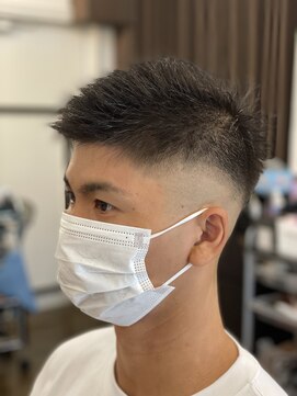 ディライズ(De-Rise) スキンフェード