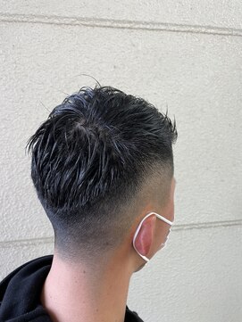 レオ 幸手(Leo) 20代30代40代メンズフェード刈り上げビジカジオシャレ感