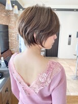 バンプ ギンザ(BUMP GINZA)&nbsp;《30代40代》白髪ぼかしハイライト×前下がりボブ【イケダ】