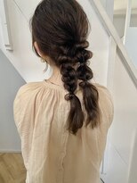 キー(kii)&nbsp;ヘアアレンジ　三つ編み　編み下ろし　福岡　天神　薬院　今泉
