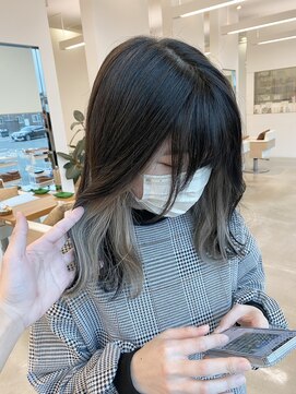 カッツ 駅家店(CUT S) ホワイトベージュ