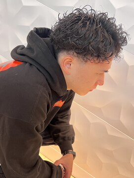 銀座マツナガ 浅草店 メンズ人気プードルパーマ/ツーブロ/ビジネス/アップバング20代