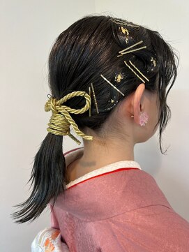 グリ(GURI) 〈guri〉和装♪金箔×紐♪お呼ばれタイトポニーテールアレンジ