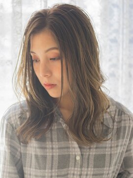 オジコロジ(ojiko.roji) ☆月曜日も営業☆【ojiko.】オトナ女性のユルウェーブ