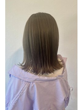 ラテ アトリエ(latte atelier) 大人可愛い/グレージュ/切りっぱなし