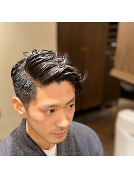 ダウバーバーショップ 表参道(DAU BARBER SHOP) 刈り上げ　パーマ
