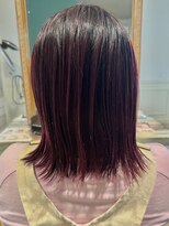 マンプスウタタ (Mumps utata)&nbsp;ミディアムボブ