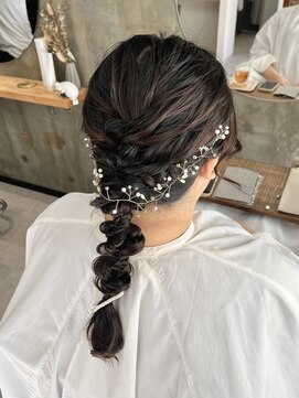 ノエル ヘアー アトリエ(Noele hair atelier) 編み下ろしスタイル
