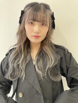 エルフ(elf)&nbsp;大人可愛いくすみグレージュロング