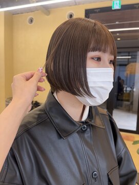 スニュウ(snuw) 切りっぱなしボブ小顔カットグレージュミルクティラベンダー