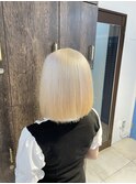 ☆人気/ホワイトブロンド/ホワイトカラー/切りっぱなしボブ/池袋