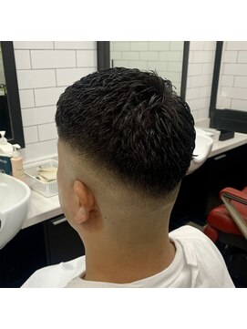 ヘアサロン大野 ニューオータニ ザ メイン店 直毛で短髪希望のお客様必見！直毛に自然なカールを。