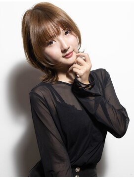 グランマッシュ(Granmash) 伸ばしかけに最適・大人ウルフショート・艶カラー