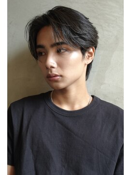 フィルムス 大阪本町(FILMS) セットが簡単！毛流れセンターパート