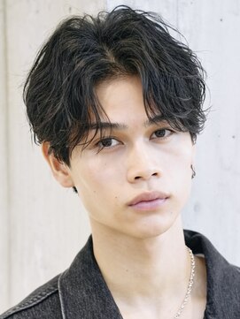 レタッチバイフィフス(RETOUCH by fifth) 原宿メンズパーマルーズパーマシャドウパーマセンターパート緩め