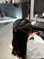 アース エレガンス 吉祥寺店(EARTH Elegance)&nbsp;個性が光る、ストリート編み込みアレンジ