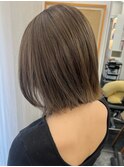 20代30代切りっぱなしボブタッセルボブ顔周りレイヤーオリーブ