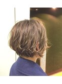 ショートボブ ニュアンスハイライト