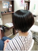 ショートボブ