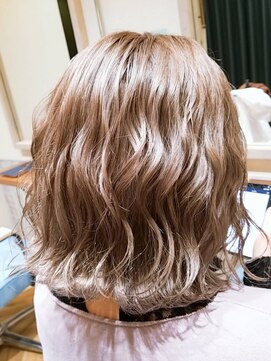 エンカウントバイマハロ 千葉(encount by mahalo) くびれミディ＊ベージュカラー[千葉/千葉駅/千葉中央]