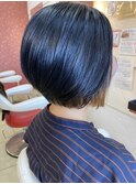 ボブスタイルチラ見せインナーカラー