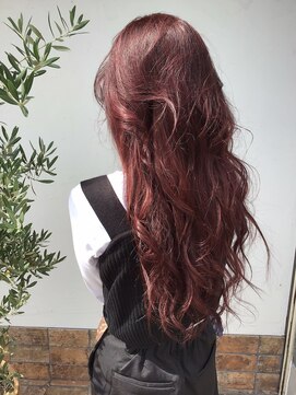 ベベ(bebe’) 大人のラベンダーピンク