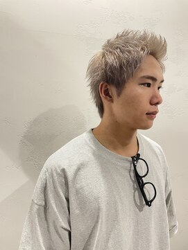 ステイジー(STAYG) スパイキーショートウルフプラチナベージュ