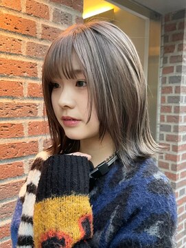 サンクプロジェクト(cinq PROJECT) ミルクティーベージュダブルカラー韓国風ボブカット顔まわり