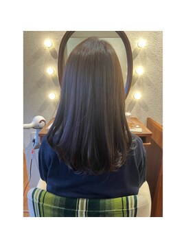 エルサフィロ キタハマ(el zafiro kitahama) 20×30×40代×ツヤカラー×ブラウンベージュ×ワンカールロング