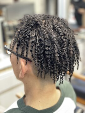 キャラ シャローネ 池袋(Chara Chalone) メンズパーマ/ツイストスパイラル/針金パーマ/パーマ強め/池袋