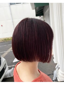 ヴィアーレ(VIALE) 切りっぱなしボブ