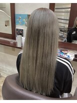 ヘアメイク スプラッシュ(Hair Make Splash) 透明感ホワイトベージュカラー